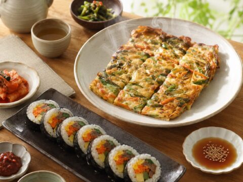 本場韓国 チヂミ&キンパセットはどこで買える？値段・カロリー・賞味期限まとめ