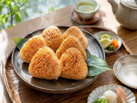 ニチレイ 本格焼おにぎり30個入りはどこで買える？カロリー・賞味期限・値段・口コミまとめ