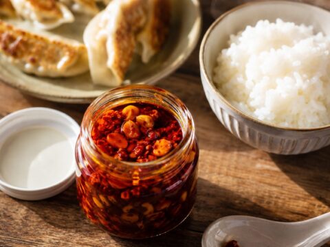 辺銀食堂 石垣島ラー油110gはどこで買える？値段・カロリー・賞味期限まとめ
